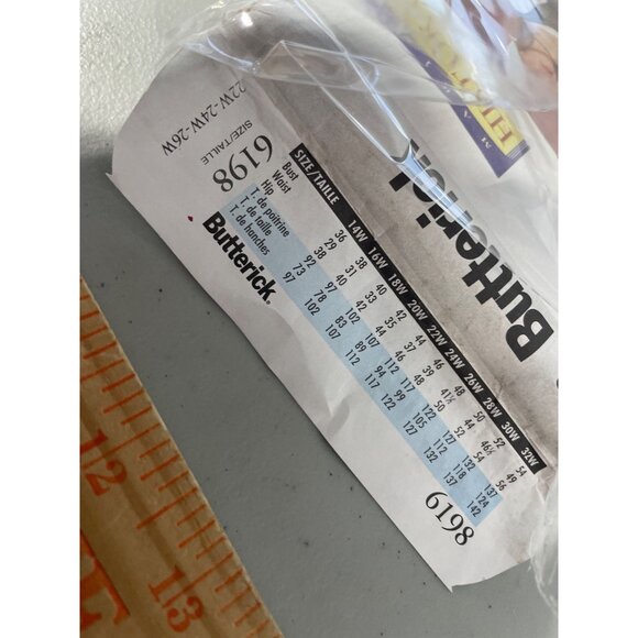 Butterick 6198 Renaissance Wench Sewing Pattern 22W-26W Making Costume UNCUT - Picture 5 of 7